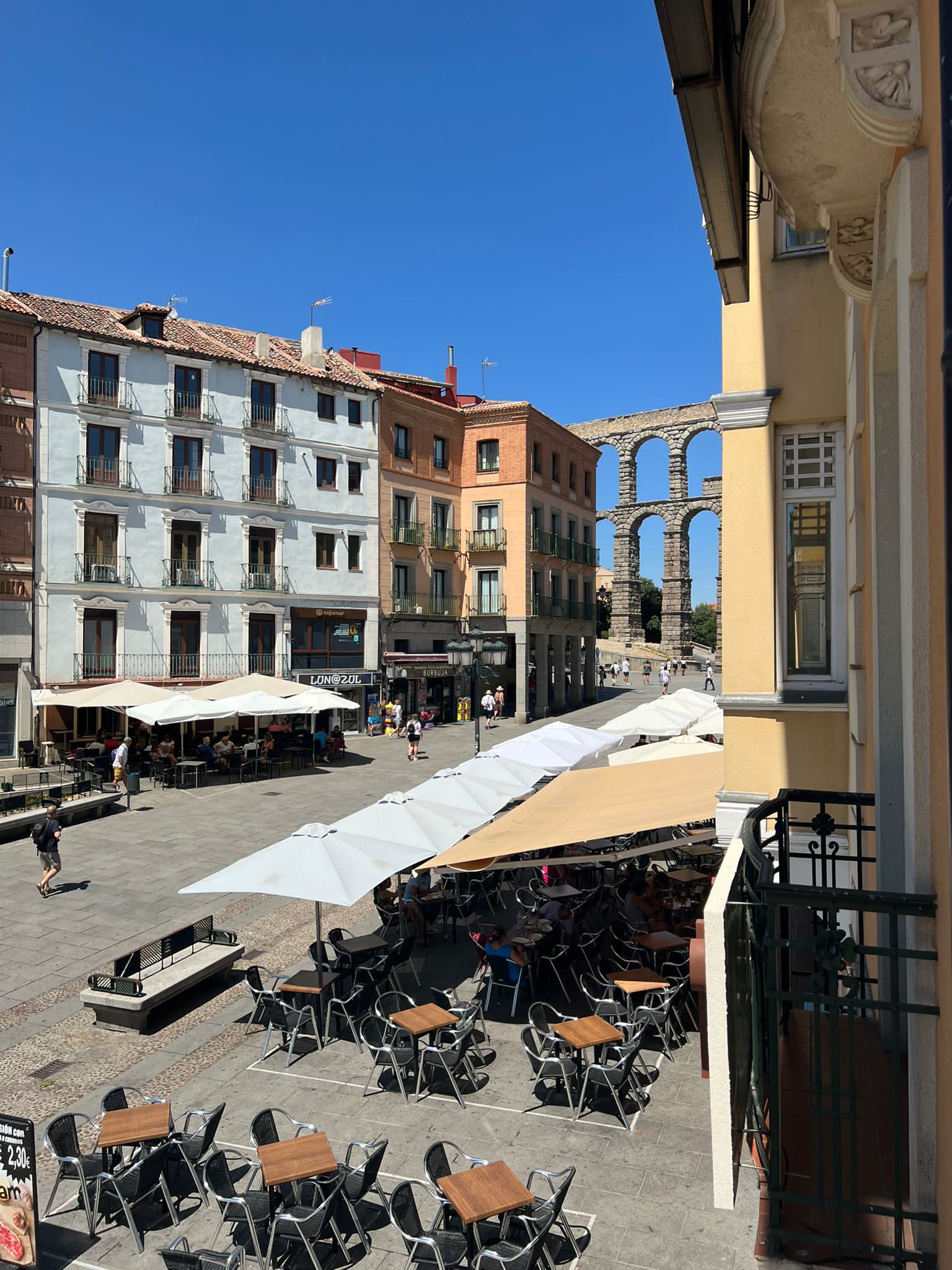 Vistas al Acueducto de Segovia desde Provencio Dentistas